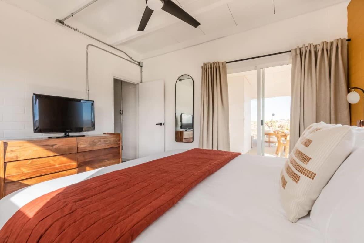 Kinetic House-Joshua Trees Sculptures Cowboy Pool Villa Yucca Valley Ngoại thất bức ảnh